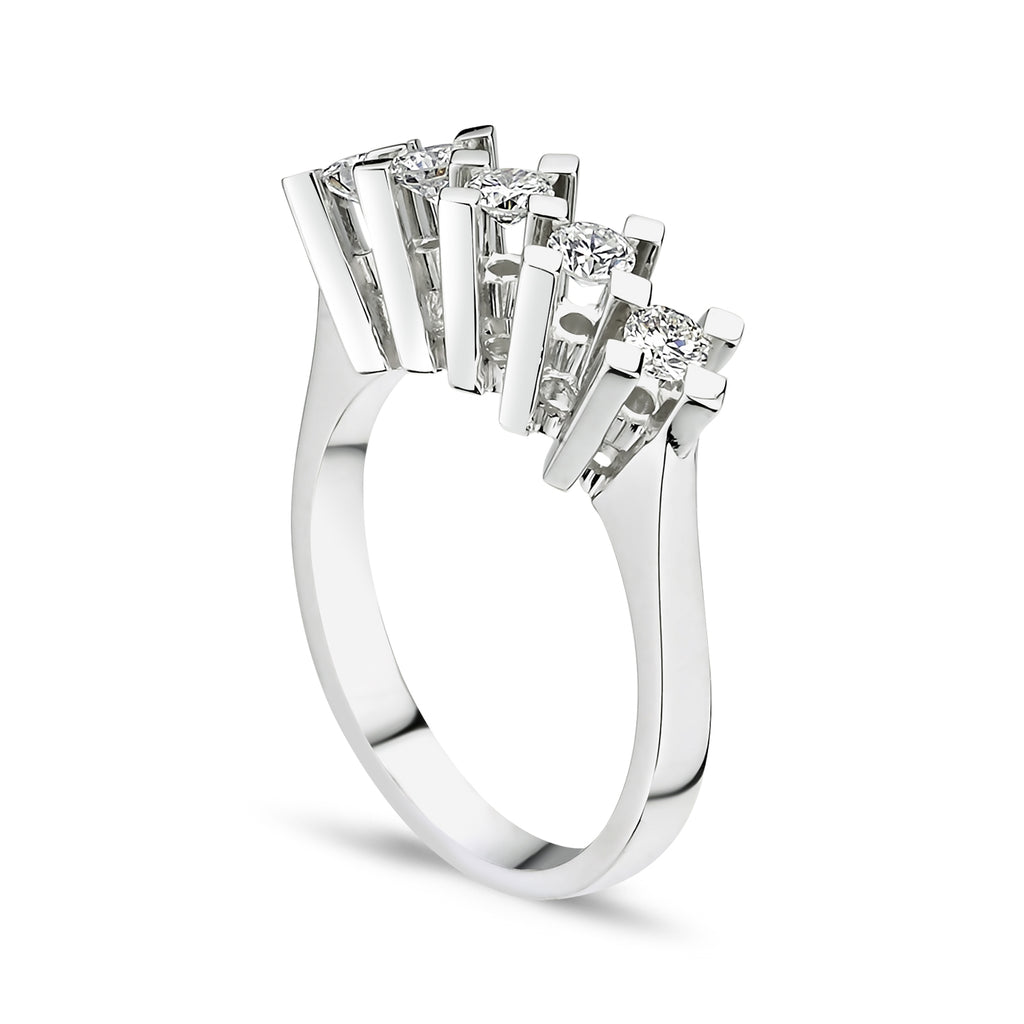 1.01 ct E-SI2 baguette pırlanta taşlı 14K altın beştaş yüzük