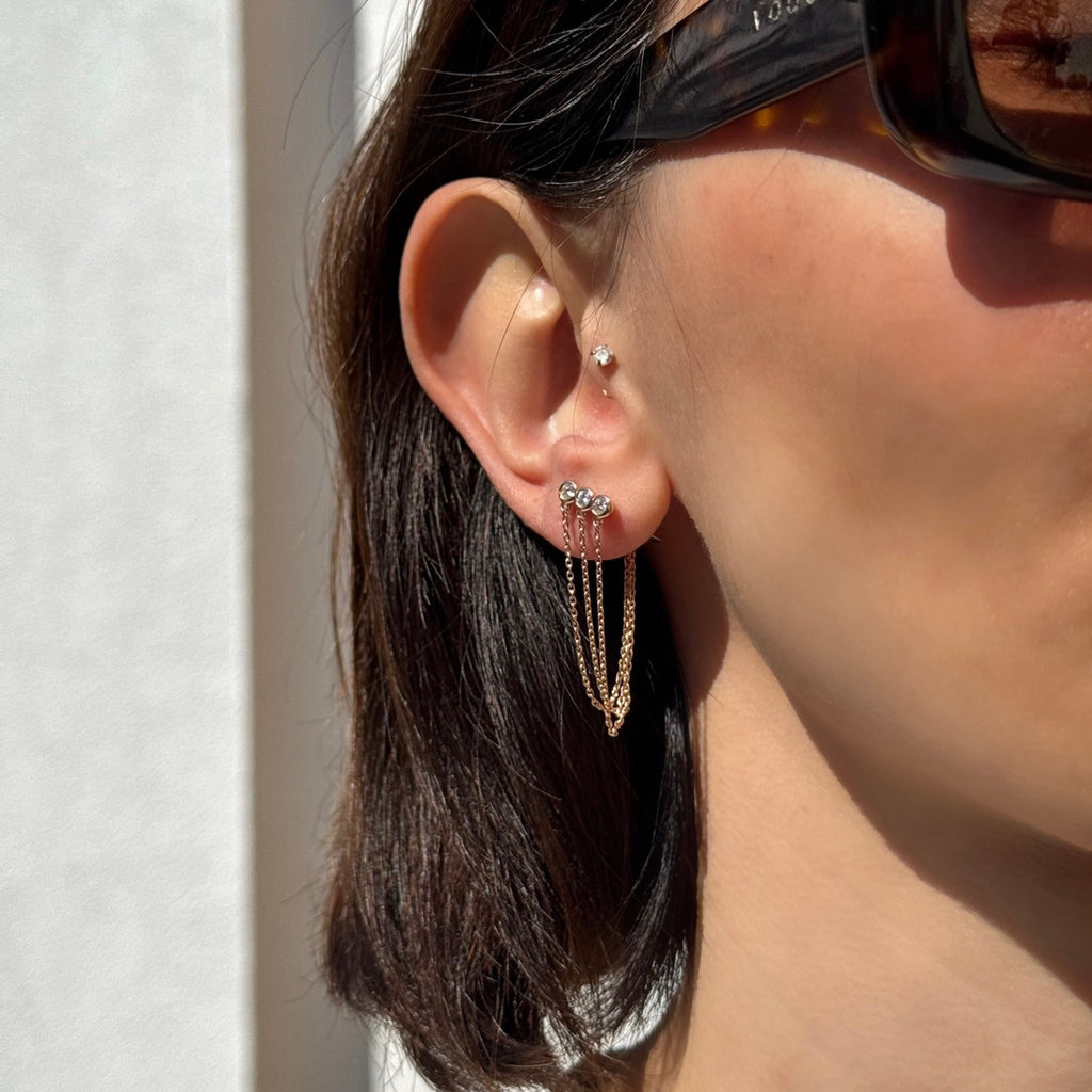 Trap Diamond küpe detay görünüm - 14K altın pırlanta sallantılı küpe - Ala Fine Jewelry