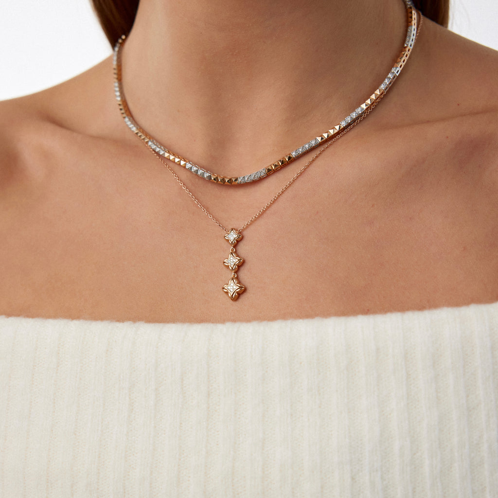 Lily kolye detay görünümü, 14K altın ve pırlanta işçiliği