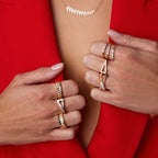 Amour Baguetta yüzük detay görünümü, 14K altın ve baget pırlanta işçiliği