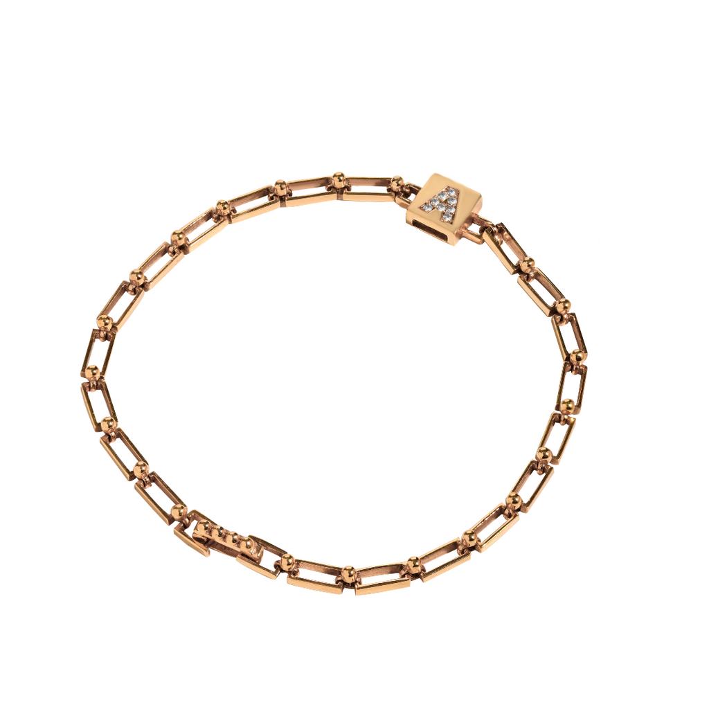 Clip Chain Letter Bileklik - 14K altın harf bileklik, 0.05 ct E-VS pırlanta