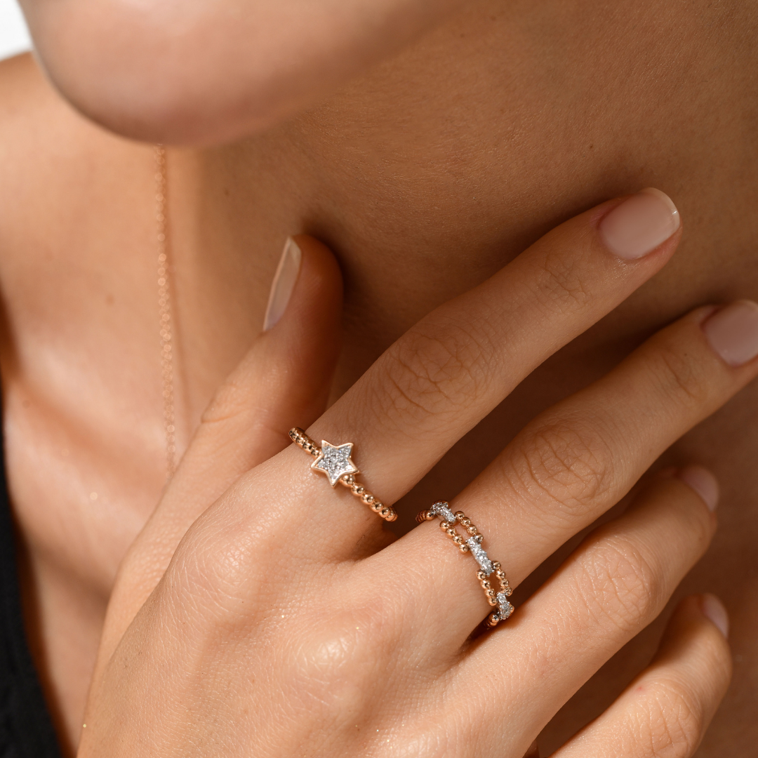 Beaded Yüzük parmakta görünümü - 14K altın pırlanta yüzük