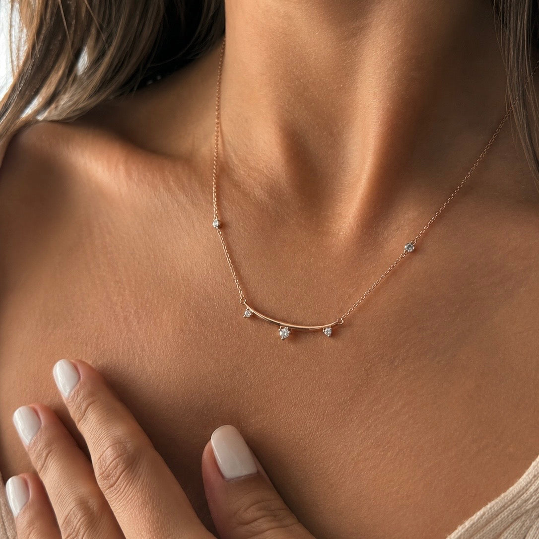 Arc Diamond Kolye