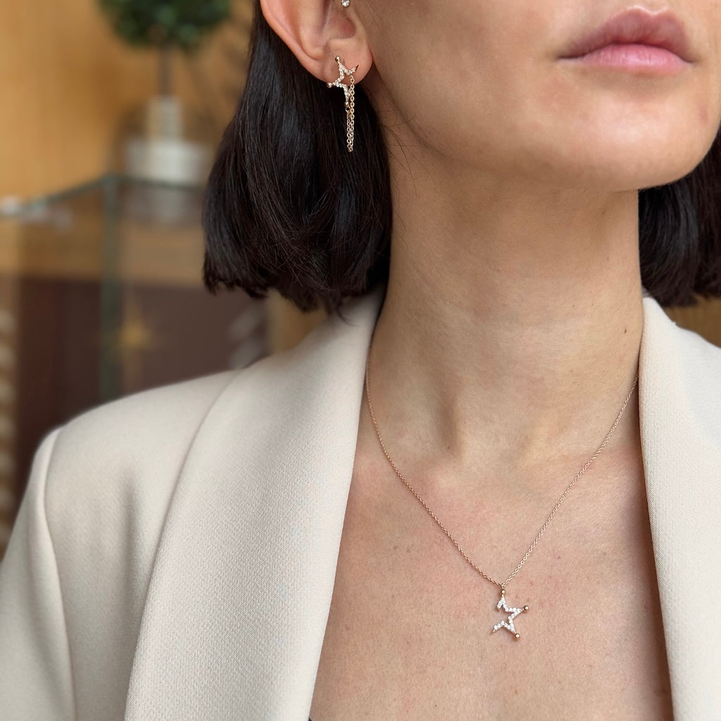 Sante kolye detay görünüm - 14K altın pırlanta yıldız kolye - Ala Fine Jewelry