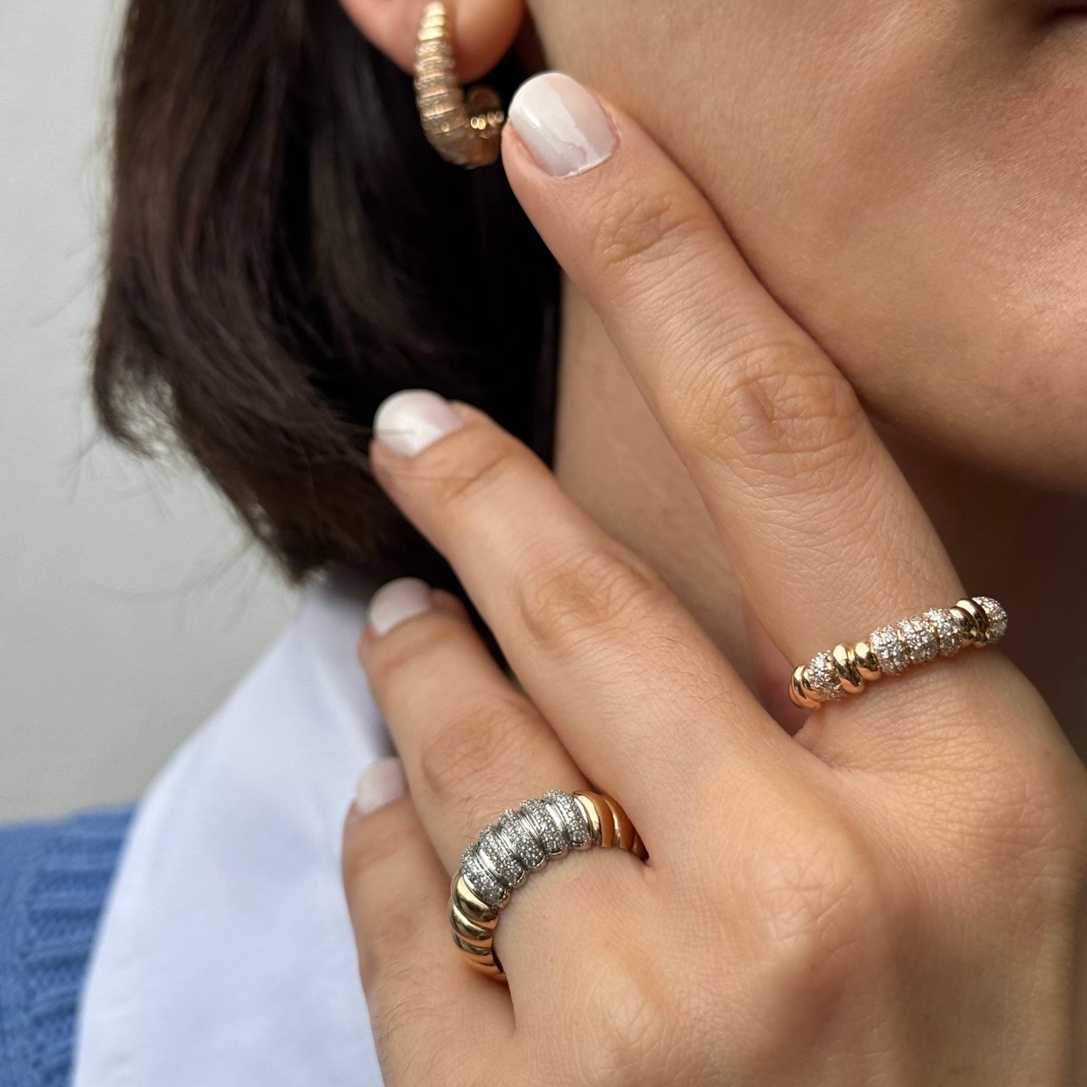 Grande Croissant yüzük detay görünüm - 14K altın pırlanta yüzük - Ala Fine Jewelry