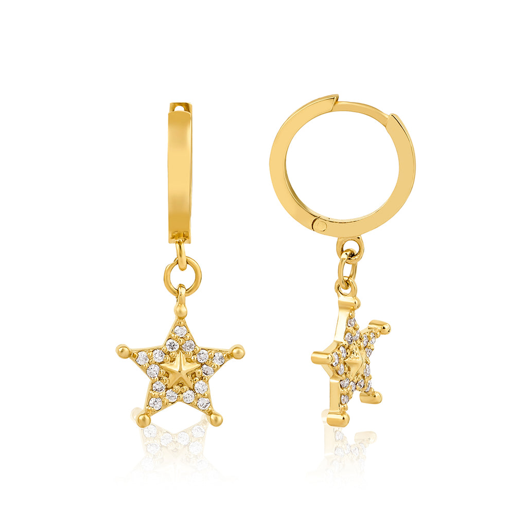 Clown Star küpe - 14K altın yıldız tasarımlı pırlanta küpe ürün görseli beyaz zemin