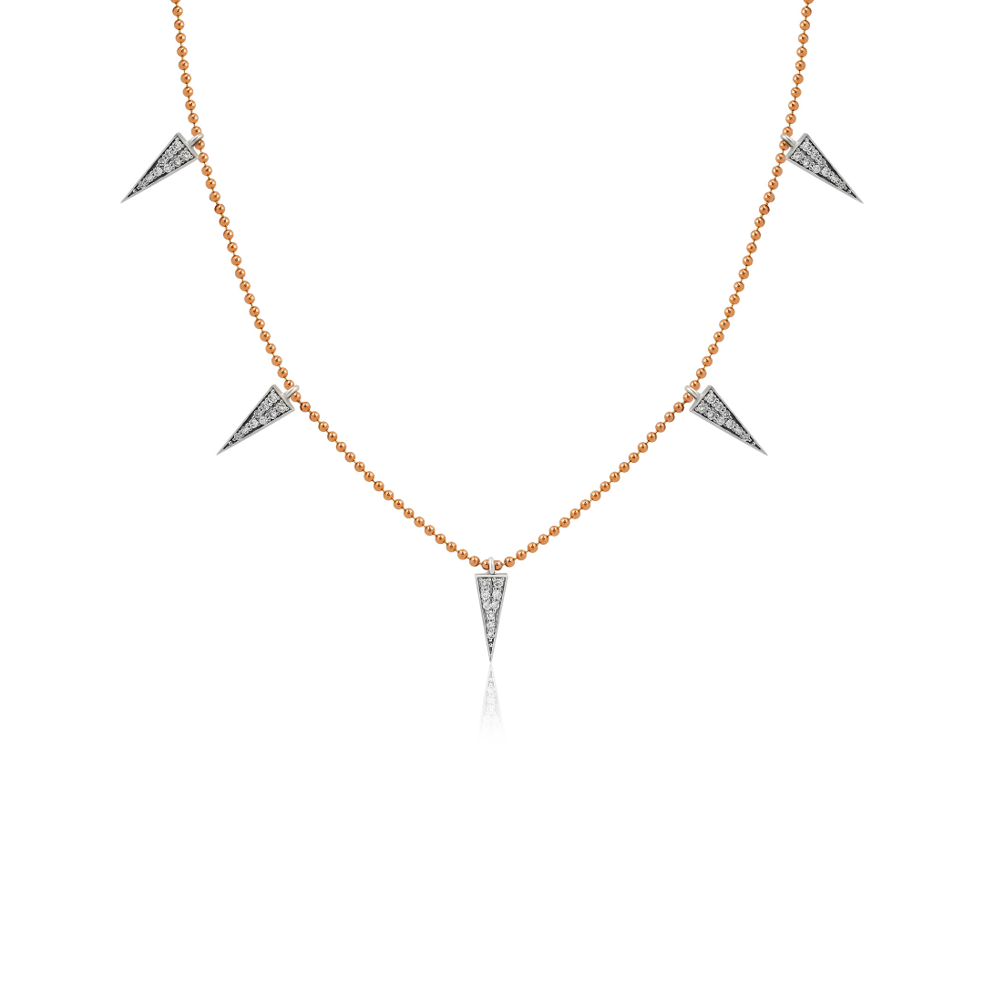 Triangle Kolye detay görünümü - 14K altın pırlanta üçgen kolye