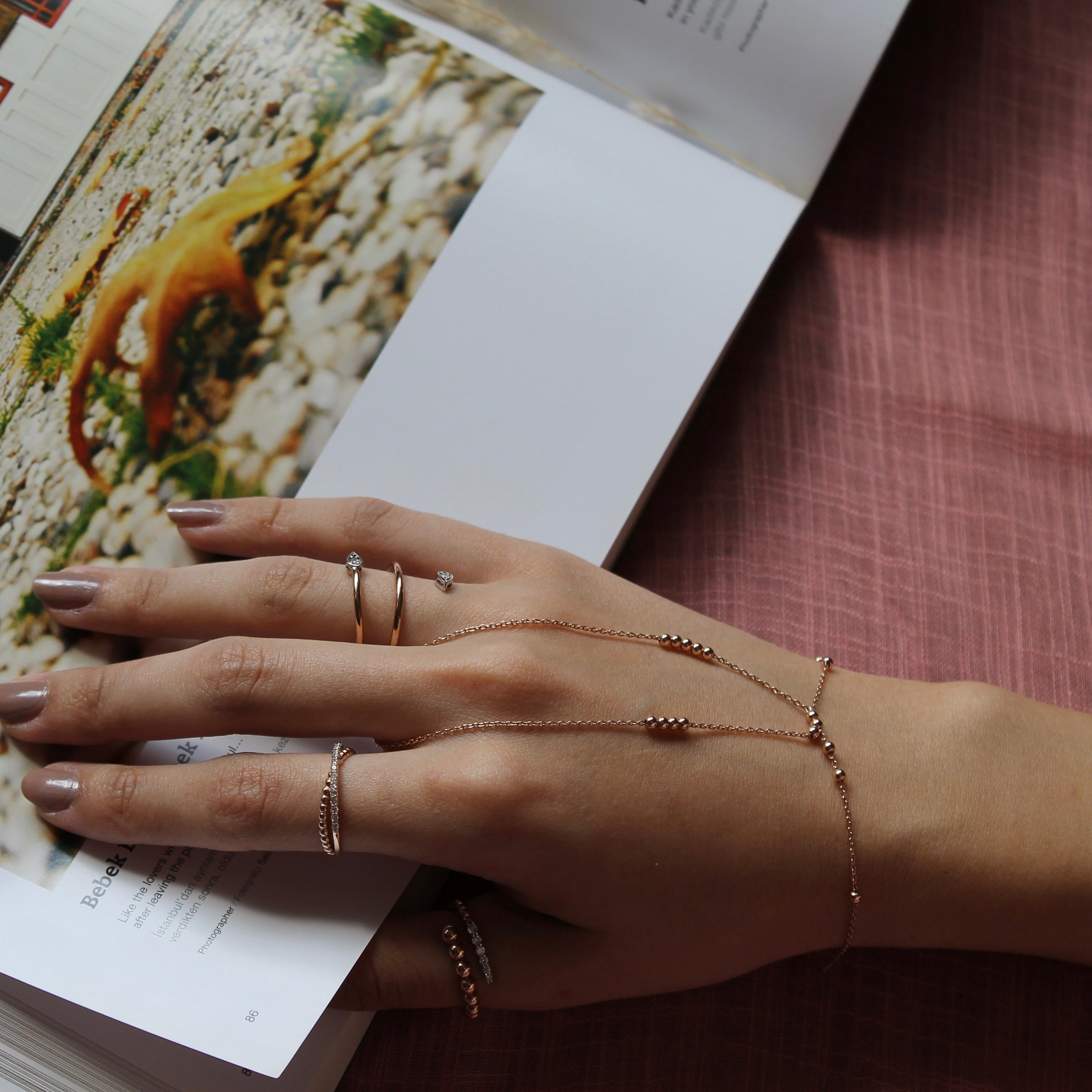 14K altın Bubble Şahmeran - elde görünümü