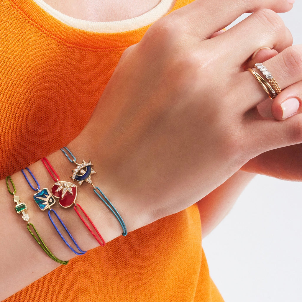 Sun Watcher bileklik yakın çekim - 14K altın pırlanta detay - Ala Fine Jewelry