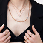 Dropia kolye - modern pırlanta tasarım yakın çekim