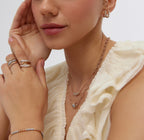 Serpenty Yüzük - 0.75 ct pırlanta modern tasarım 14K altın yüzük parmakta görünümü