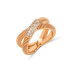 14K altın baguette kesim pırlanta taşlı Braced yüzük detay görünümü