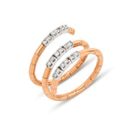 14K altın baguette kesim pırlanta taşlı Turner yüzük detay görünümü