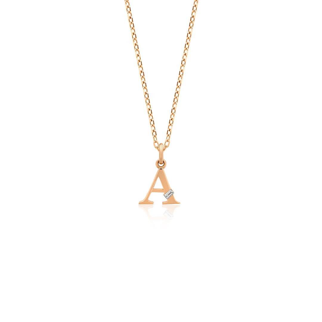 Charme 14K altın harf kolye, kişiye özel tasarım, 0.02 ct E-VS pırlanta detayları, 42 cm zincir