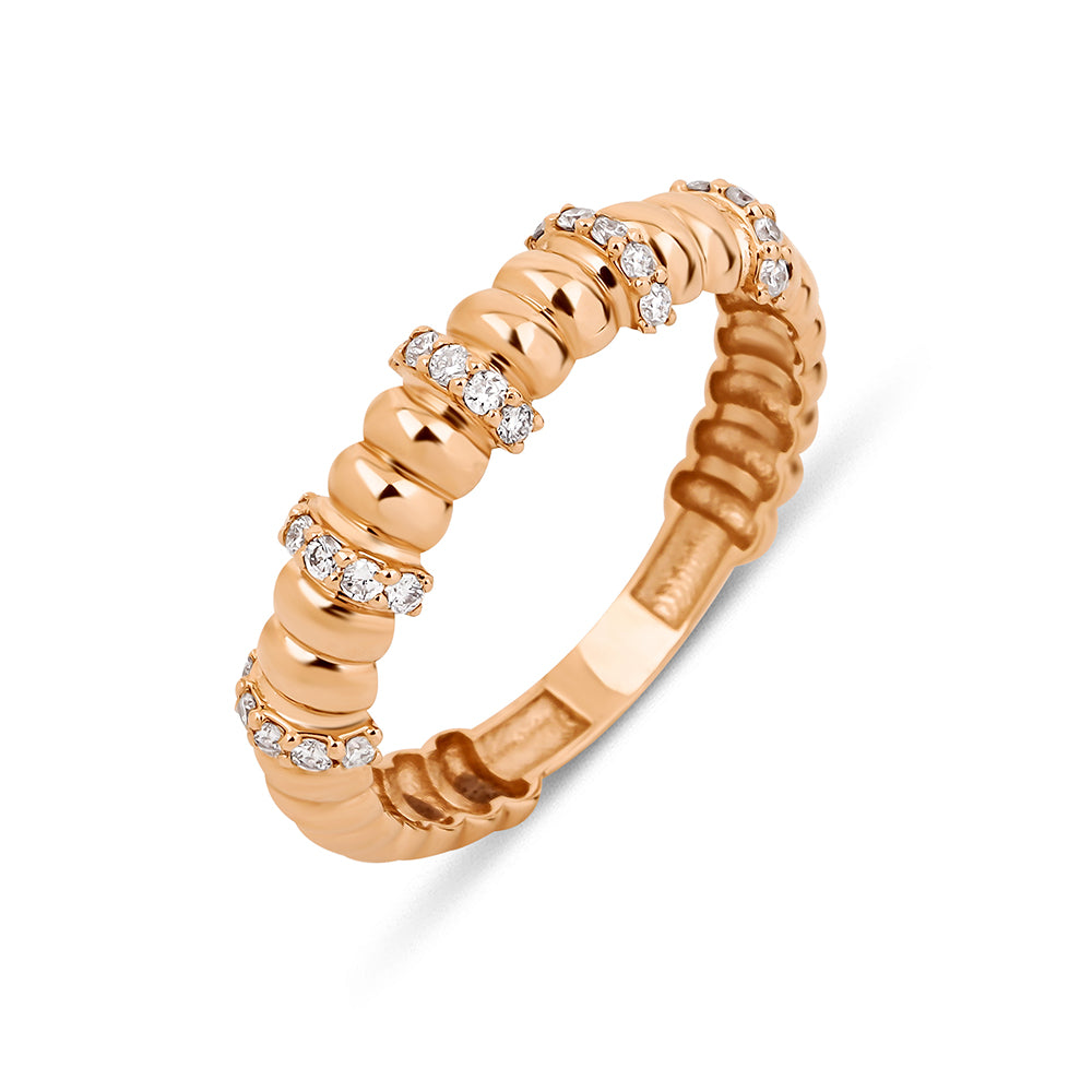 14K altın Croissant yüzük baget pırlanta detayları 