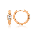 Pyramid Baguette 14K altın halka küpe detay görünümü, pırlanta detayları