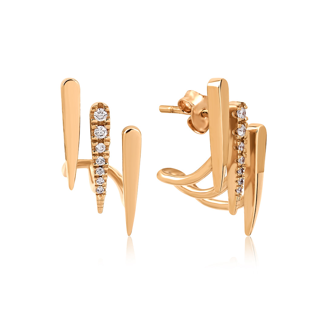 14K altın pırlanta taşlı Pointed Diamond küpe detay görünümü