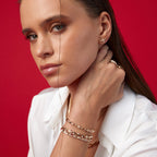 Halfy Star küpe detay görünümü, 14K altın ve pırlanta işçiliği