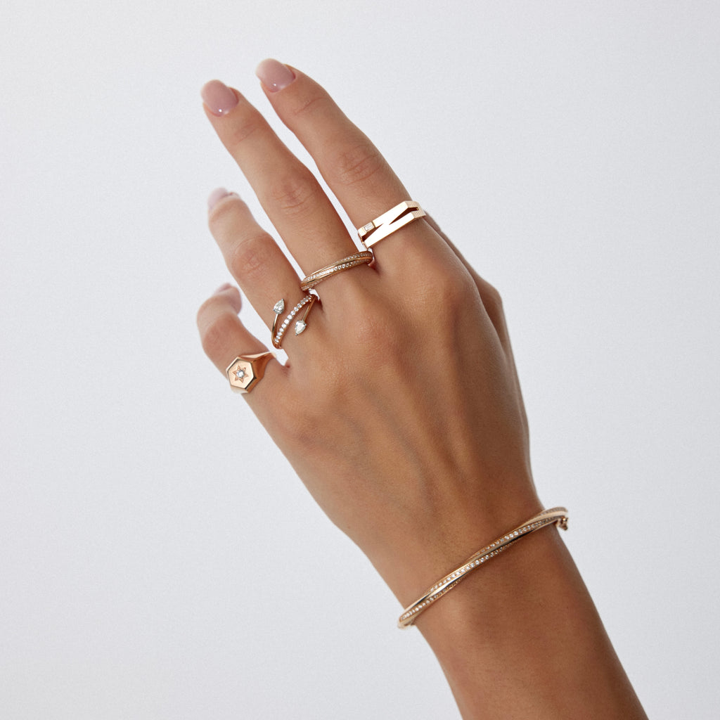 Tornado 14K altın yüzük yakın çekim, pırlanta detayları