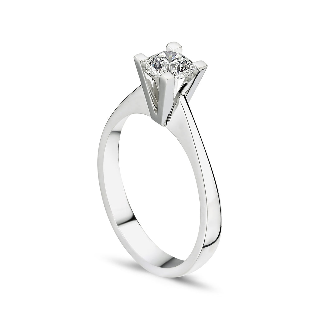 0.75 ct F-SI2 HRD sertifikalı pırlanta tektaş yüzük 14K altın