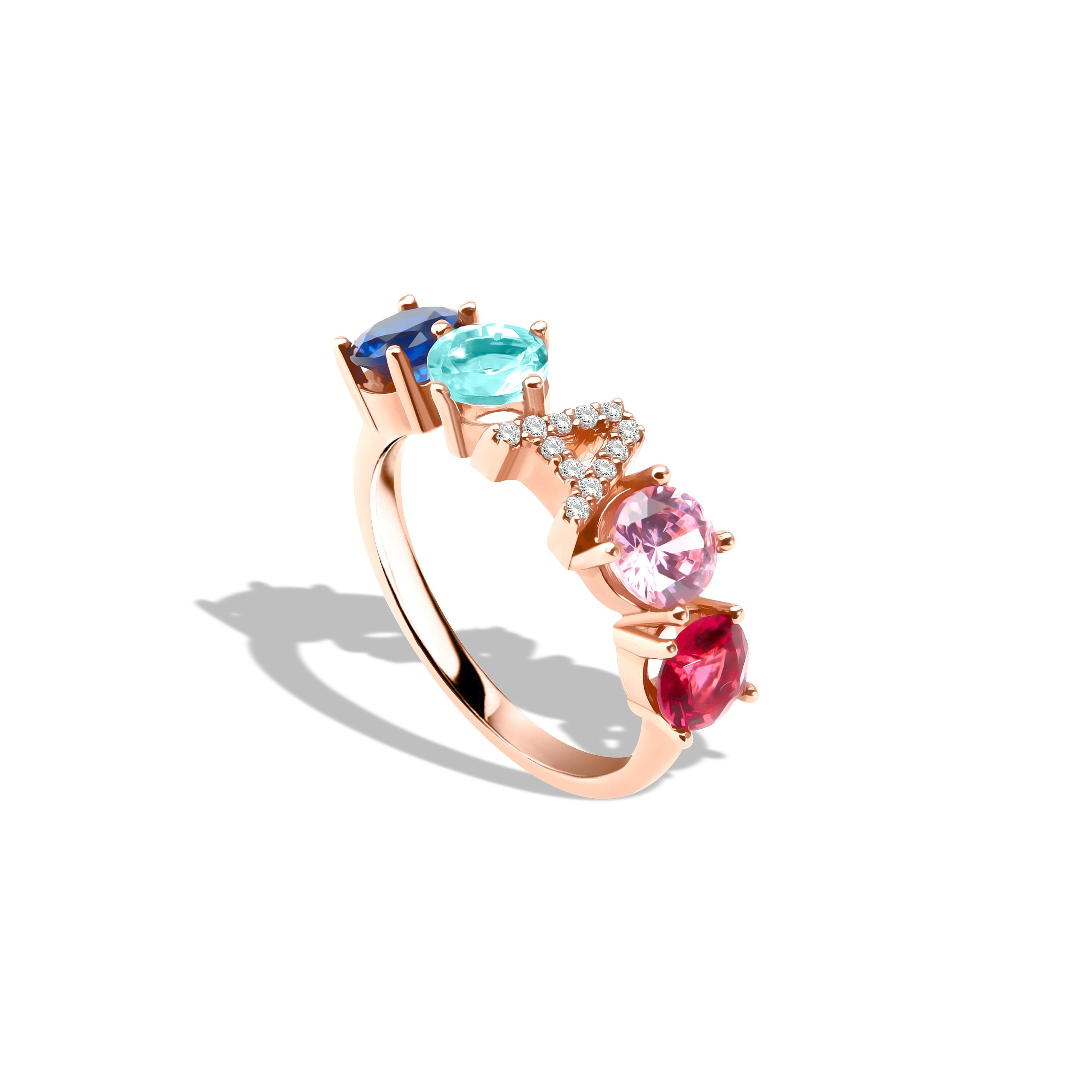 Letter Rainbow Yüzük detay görünümü - 14K altın renkli pırlanta harf yüzük