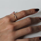 Link Yüzük parmakta görünümü - 14K altın pırlanta zincir yüzük