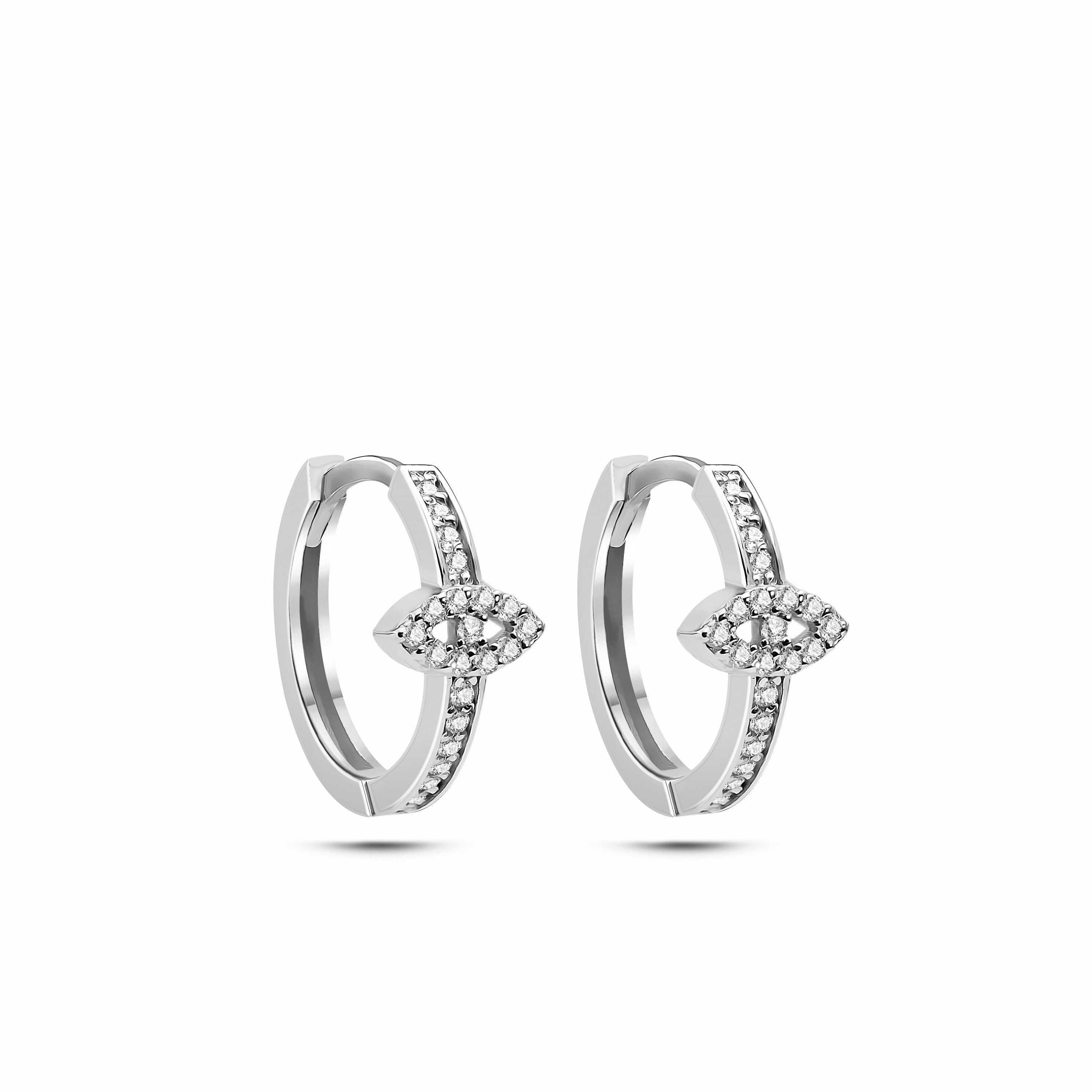 Evil Eye Küpe detay görünümü - 14K altın pırlanta nazar boncuğu halka küpe