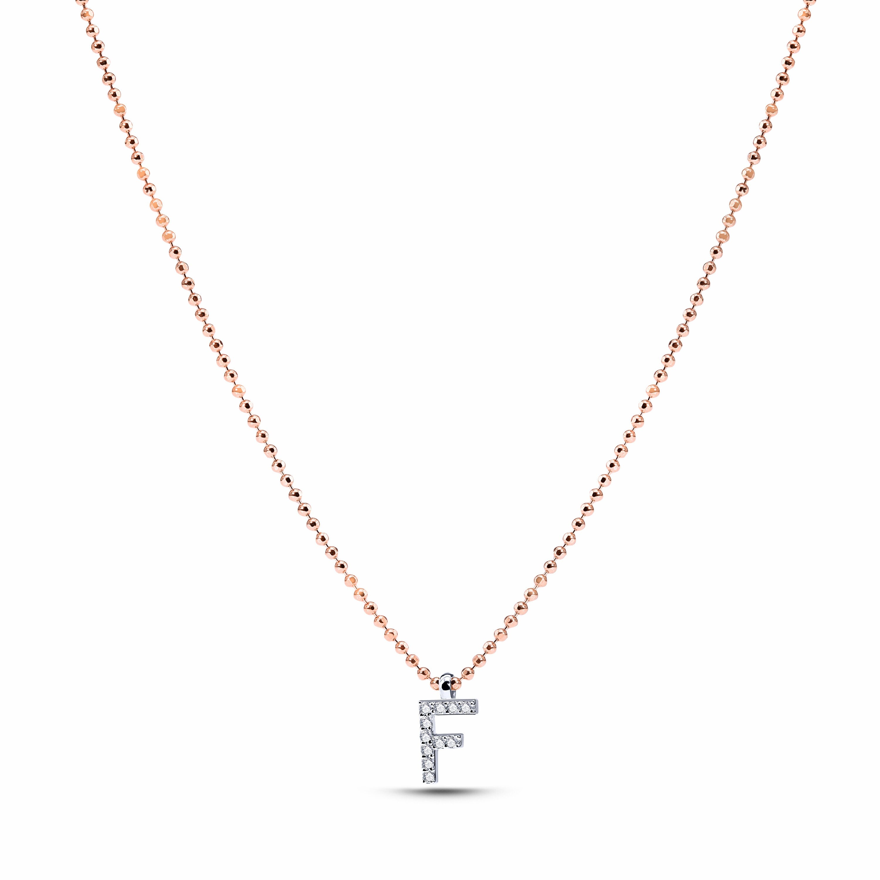 Gold Letter Diamond Kolye detay görünümü - 14K altın, pırlanta taşlı harf tasarım