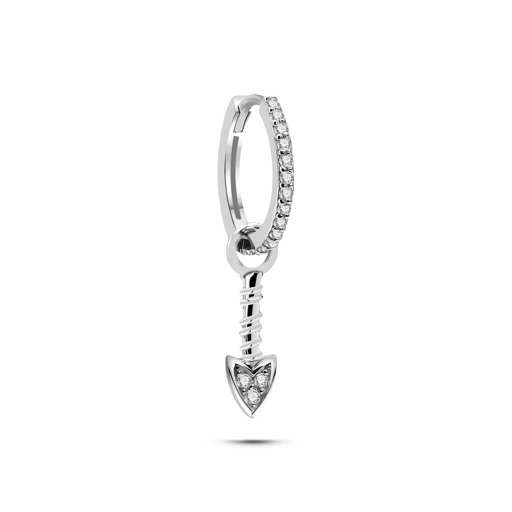 Dancing Arrow Küpe detay görünümü - 14K altın pırlanta ok sallantılı küpe