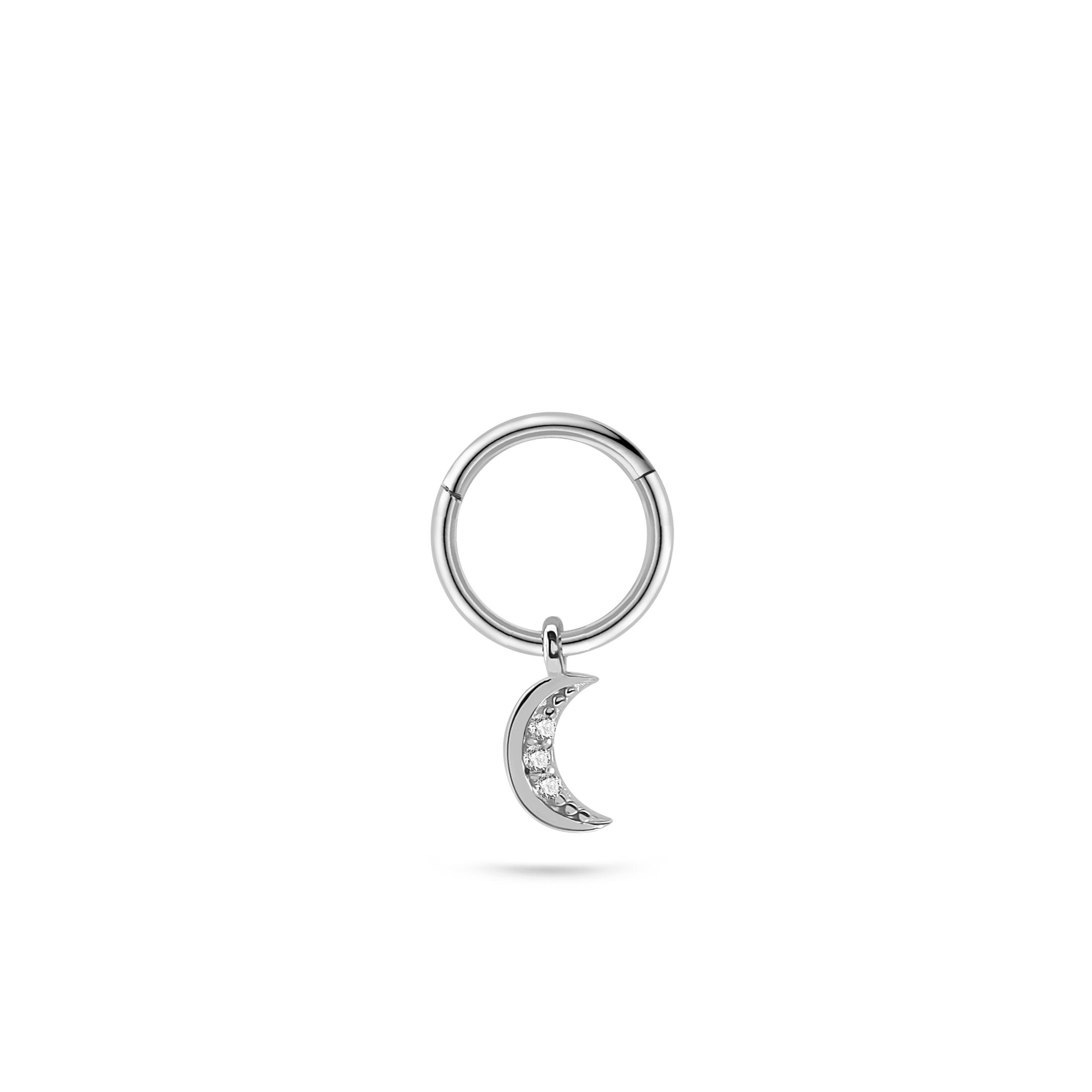 Moon Gold Clicker Piercing detay görünümü - 14K altın ay piercing