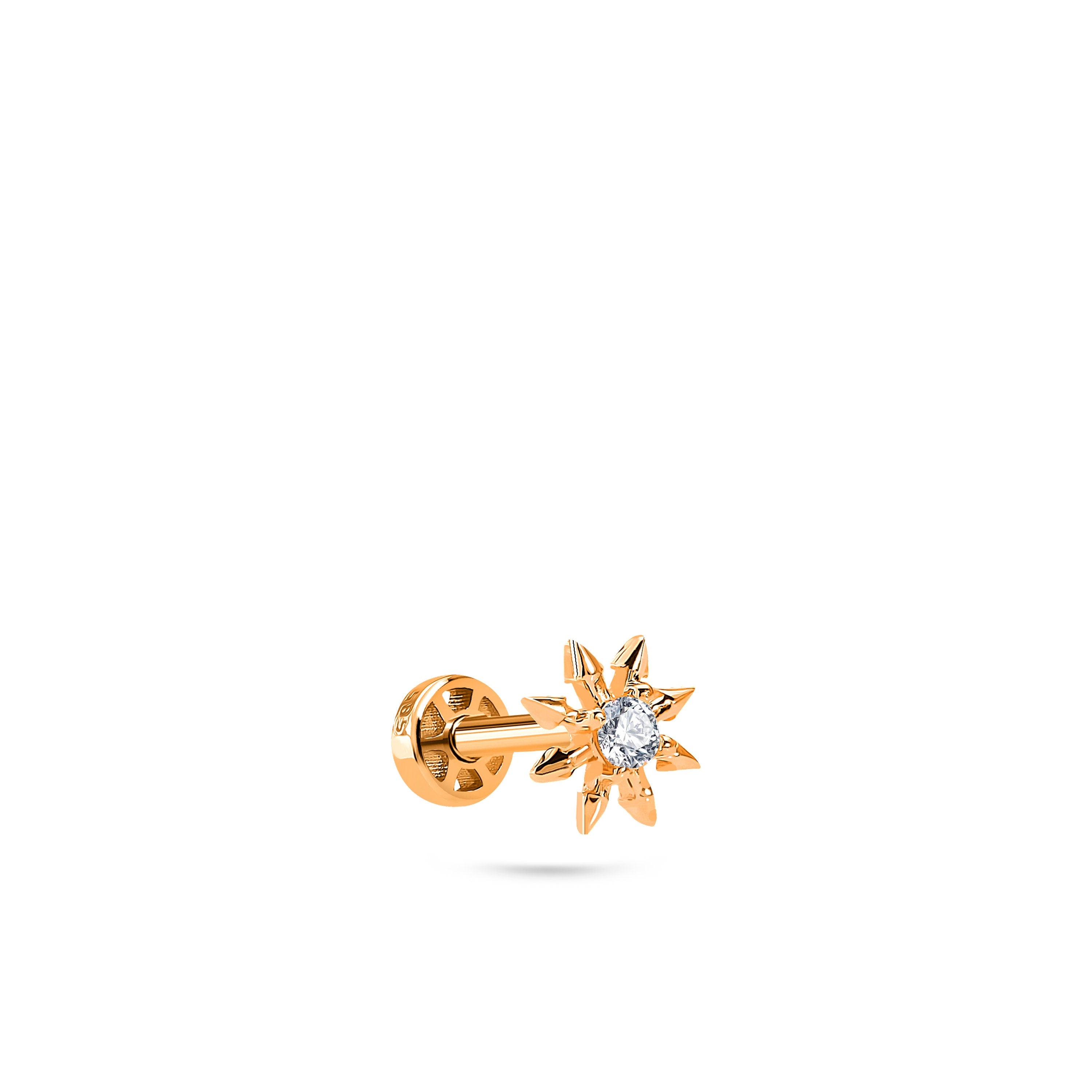 Flora Star Gold Piercing detay görünümü - 14K altın pırlanta yıldız piercing
