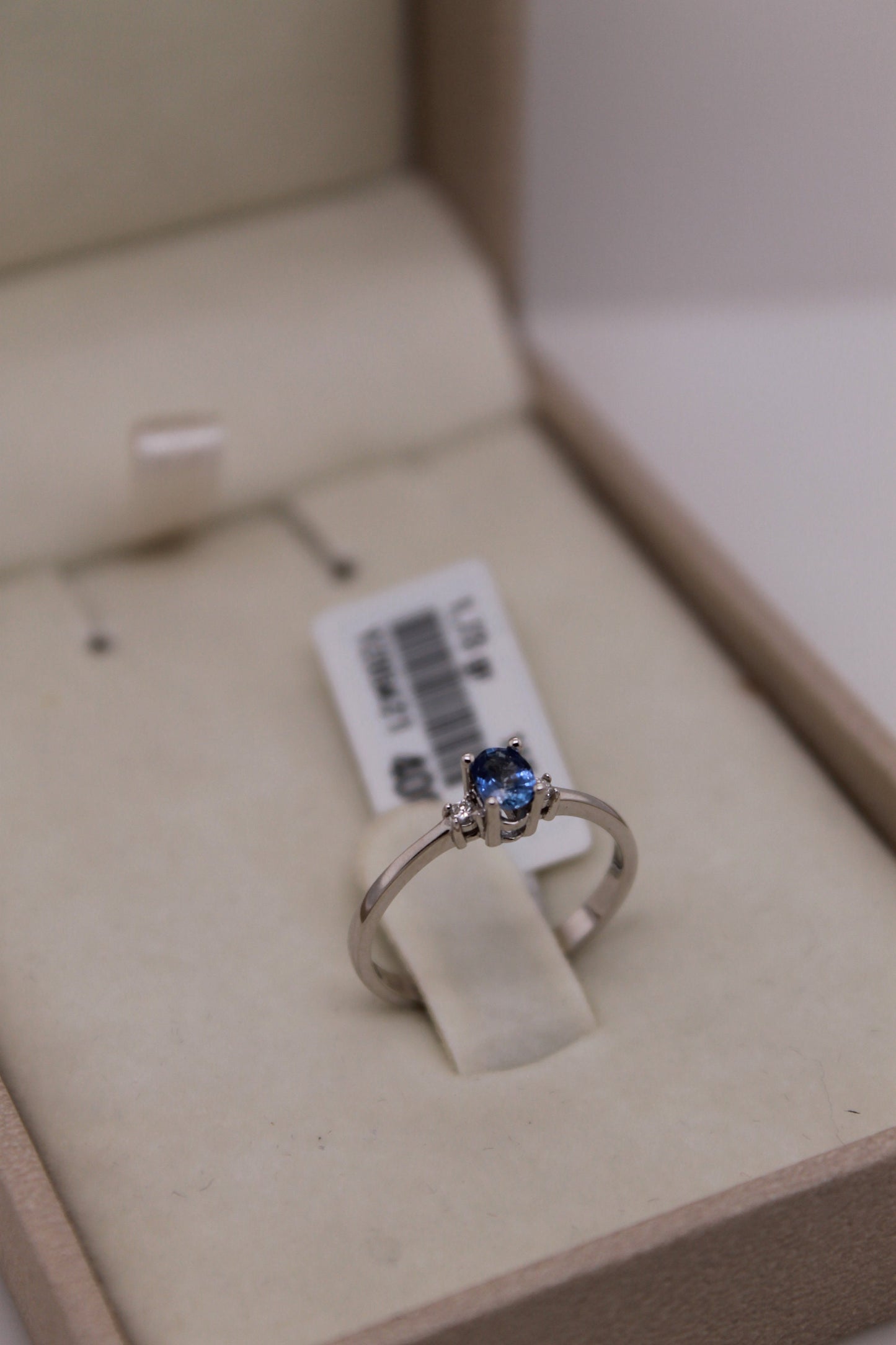 Sapphire Diamond Ring